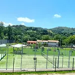 El Castaneu شقة