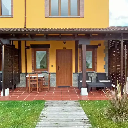El Castaneu Apartment *