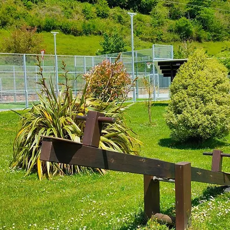 El Castaneu Apartmán Corao